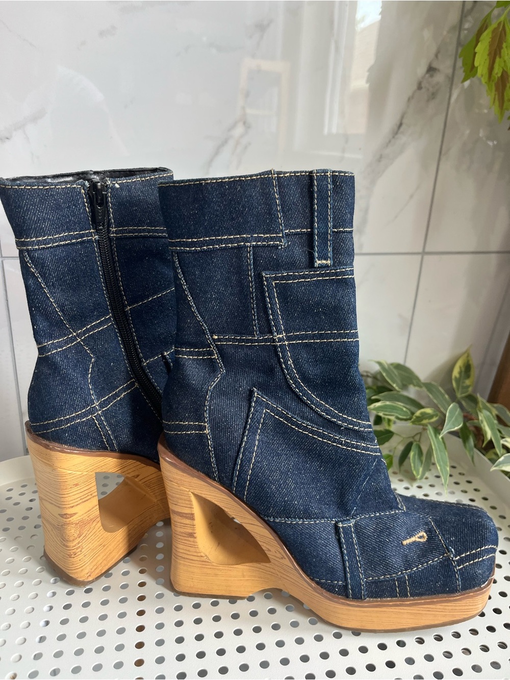 Splash Vintage Y2K Denim Boho Cowboy Boots Sculpted Wood Cutout Heel Rare Find